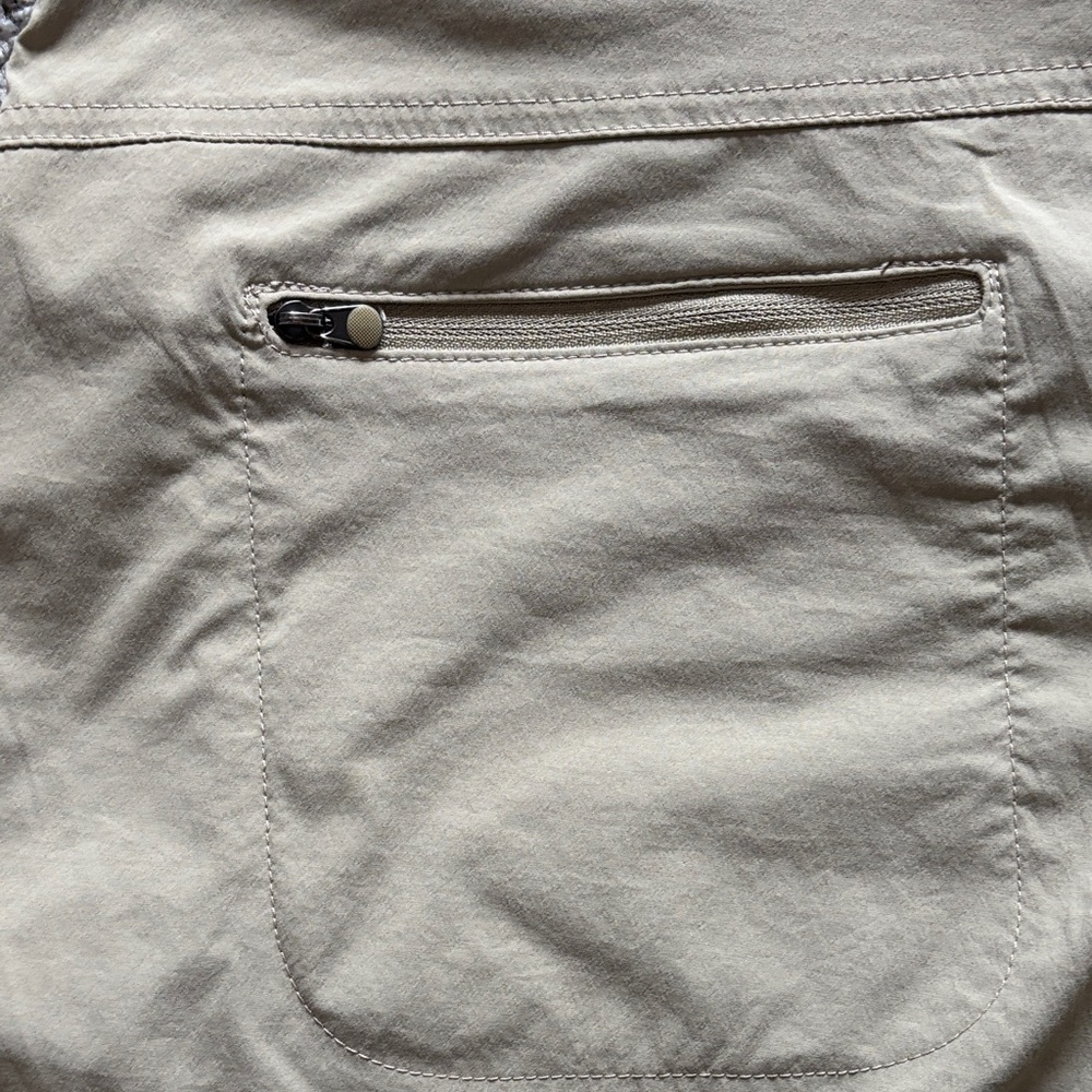 L.L. Bean Comfort Trail Khaki Zip Pocket Crop Pants - Picture 15 of 16